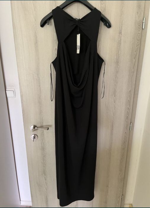 Нови рокли Zara  размер L