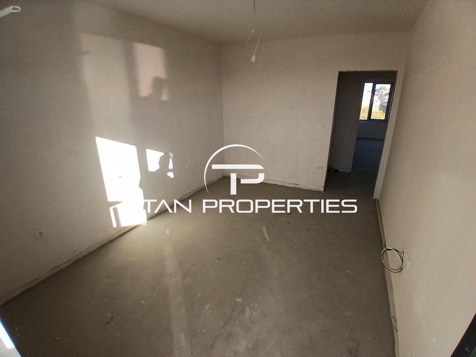 Продава се Тристаен апартамент в Пловдив, Кършияка - 97 кв.м за 2015 €/кв.м - Снимка #6