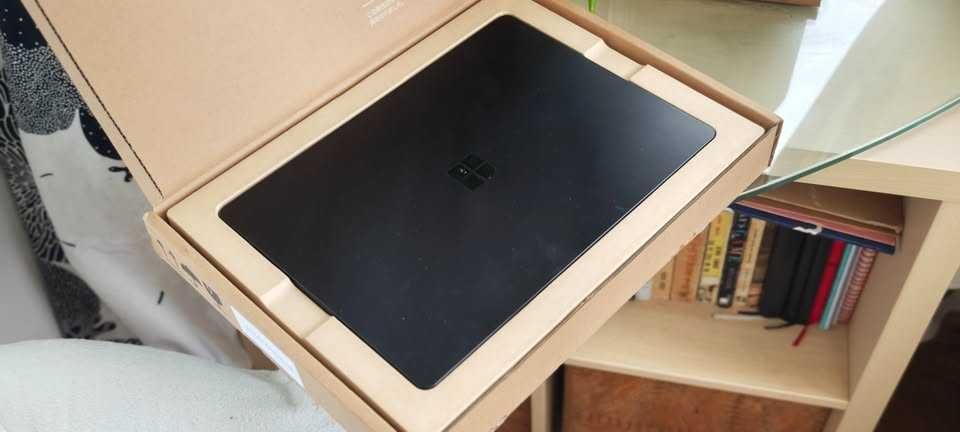 Microsoft Surface Laptop 5 *nou in cutie originala* Intel® Core i7-1265U, 16GB, 256GB