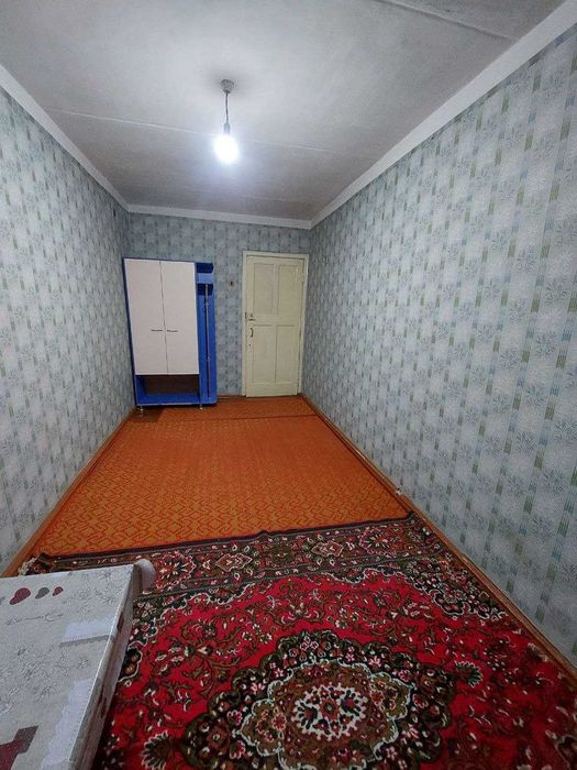 Уй эгасидан маклерсиз  ижара ўқийдиган, ишлайдиган йигитларга