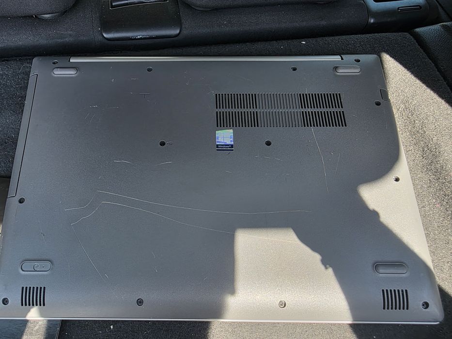 Laptop-uri de vanzare