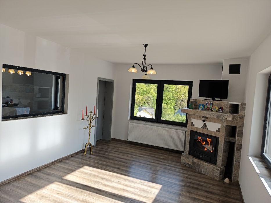 De vanzare Casa cu teren 15 arii Corunca, Vatman, Valea Iubirii