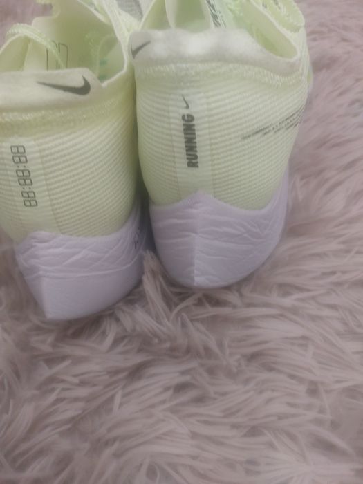 Нови маратонки за бягане,номер 40