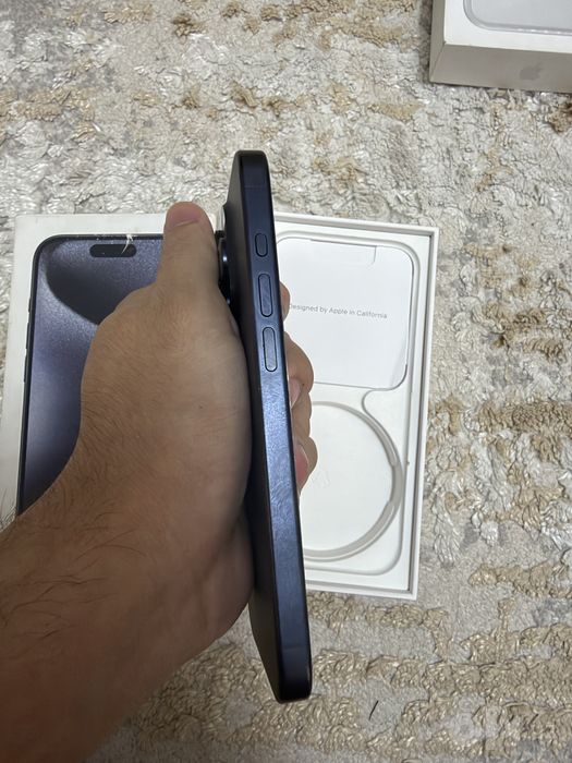 Iphone 15 pro 128gb e sim