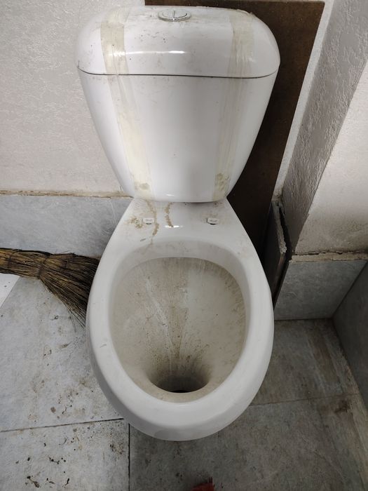 Продан комплект унитаз