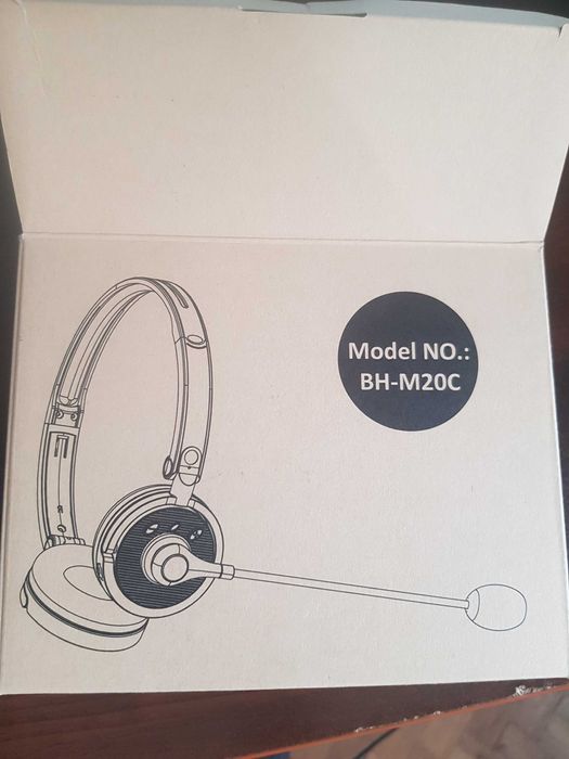 Headphones bluetooth слушалки