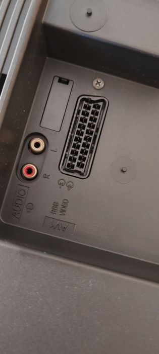 Телевизор Panasonic TX-20LA80F (20 инча) – работещ
