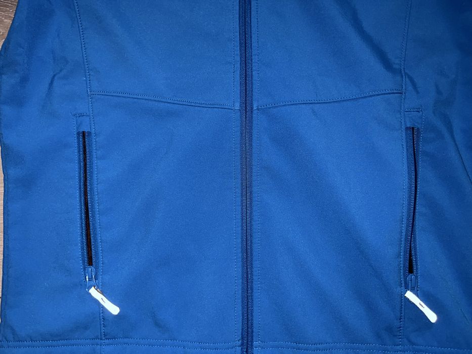 Vând geacă Icepeak