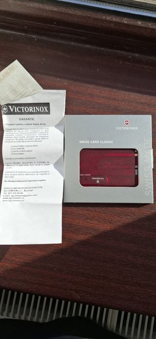 Briceag Victorinox Card Classic