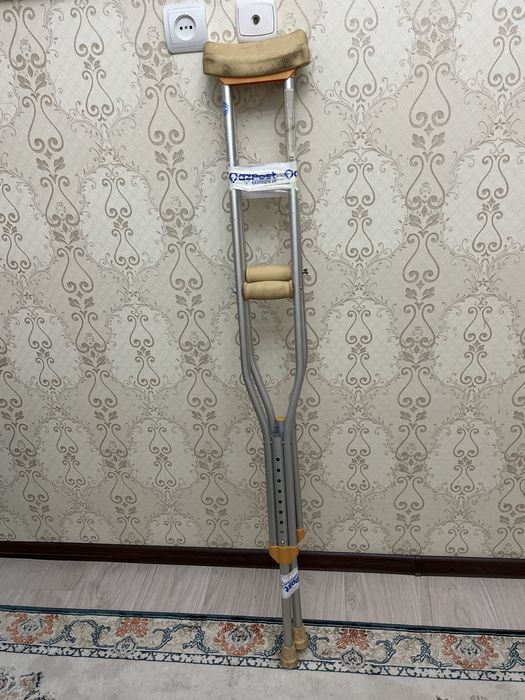 костыль продам в хорошем состояний