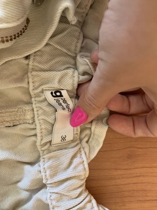 Дамски къси панталони