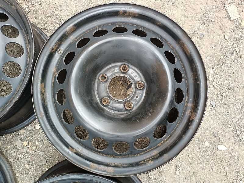 Продам оригинальные металлические диски на Audi.