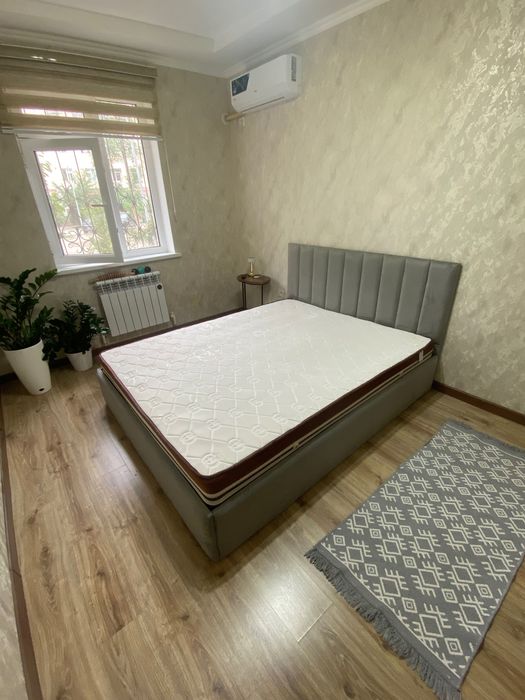 продам кровать и матрас комплект