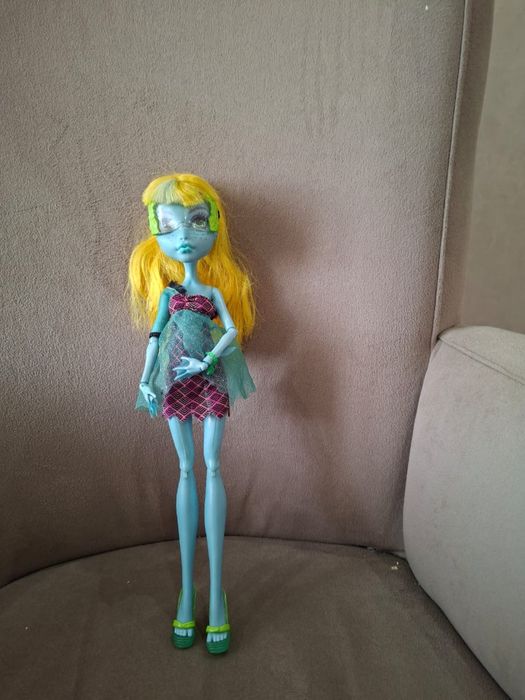 Кэтрин куколка  монстр хай