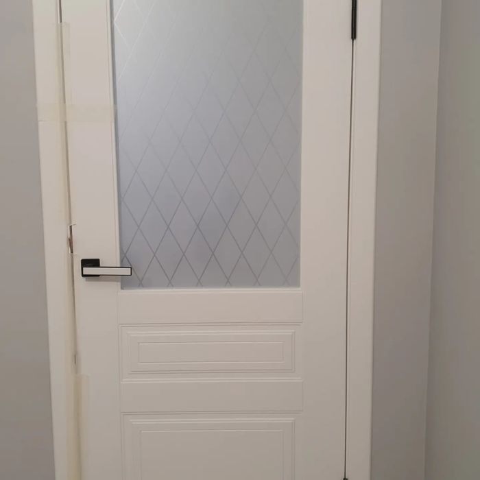 Установка межкомнатных дереи