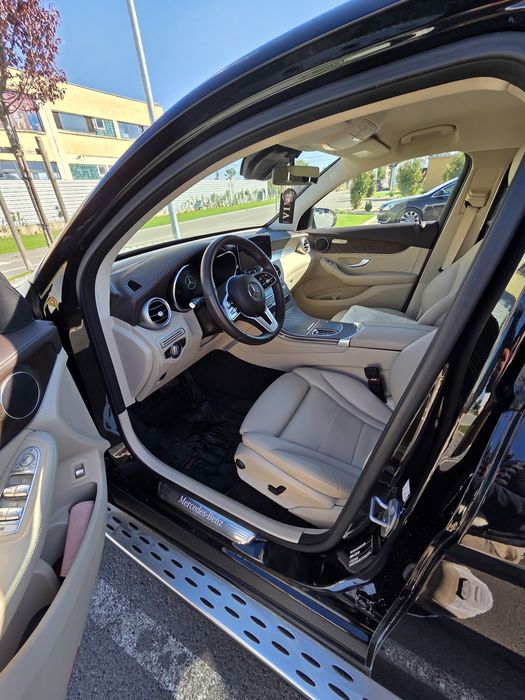 Mercedes-Benz GLC Coupe 200 4 Matic 9G Tronic benzină-hibrid
