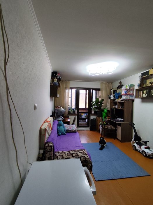 Продам трёхкомнатную квартиру