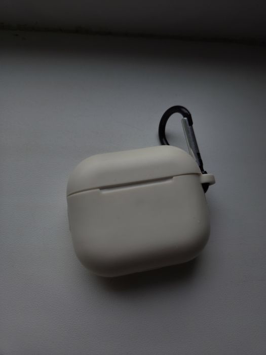 Оригинальные AirPods 3