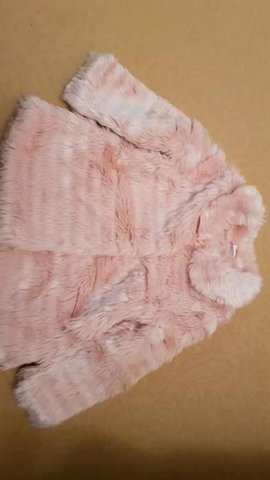 Зимно детско яке в много добро състояние като нов е ...