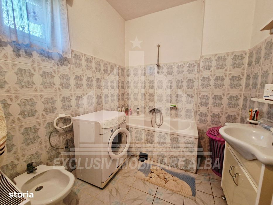 Casa individuala | 250 mp | 2457 mp teren | Sanmiclaus