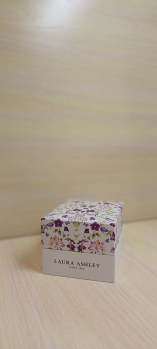 Часы laura Ashley