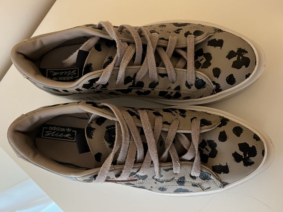 Дамски кецове ADIDAS