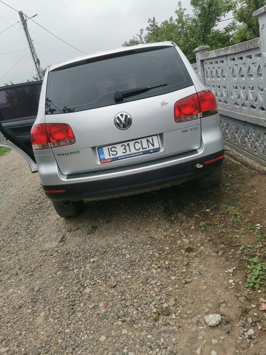 Vând Tuareg 2.5 manual disel 4x4 an 2004