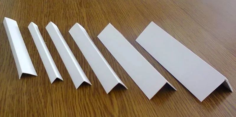 Пластиковые уголки ПВХ. Обойные уголки