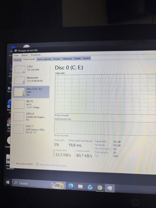 Laptop HP 15,6 inch i5-7200U, R5 M330, HDD 1TB, 8GB RAM, Mentenanță la zi