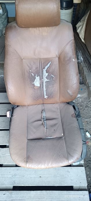 Седенье БМВ  кожаные