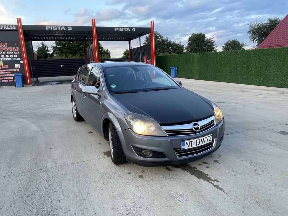 Opel astea h semiautomată