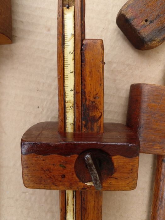 De vanzare pentru colecționari- scule de mâna tâmplărie