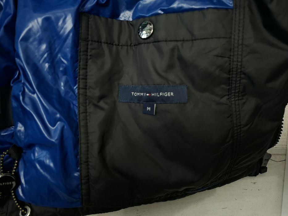 Tommy Hilfiger-Ориг. Пухен елек Нов!