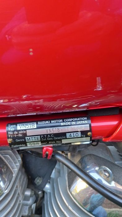 Vând motocicleta Suzuki în stare bună de functionare