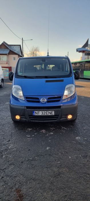 Vând Nissan Primastar