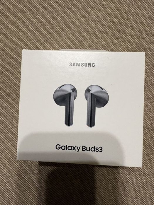 Продам наушники Galaxy buds 3