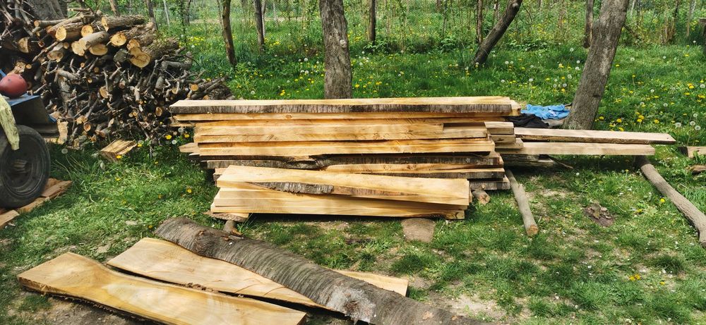 Cherestea nuc și cireș