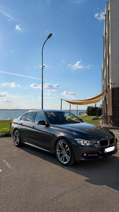 BMW SERIA 3 , an 2013