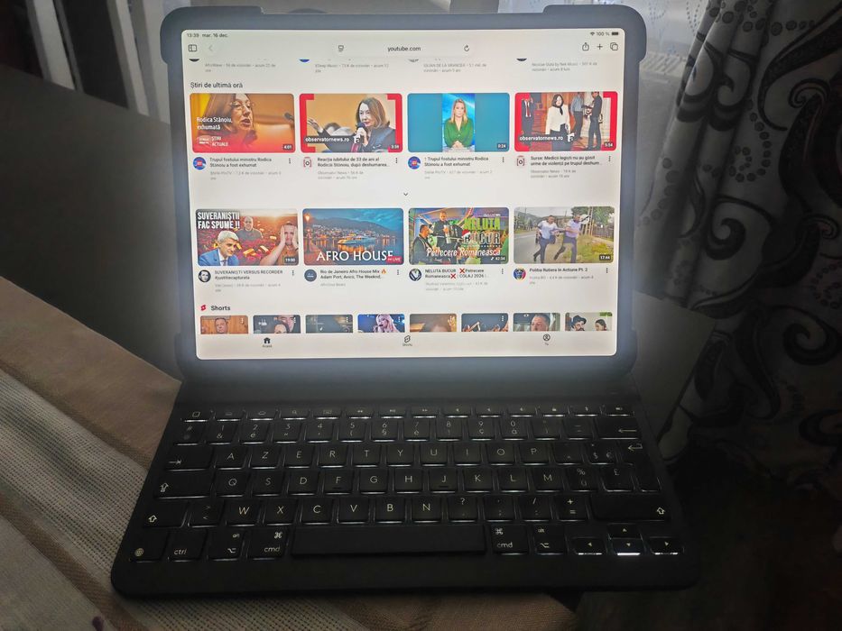 iPad Pro 4 12.9" (2020) 4th Gen Cellular 128 GB + Husa , IMPECABILA !