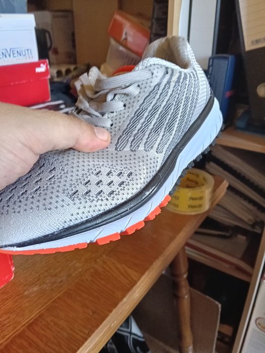 Adidas mărimea 39