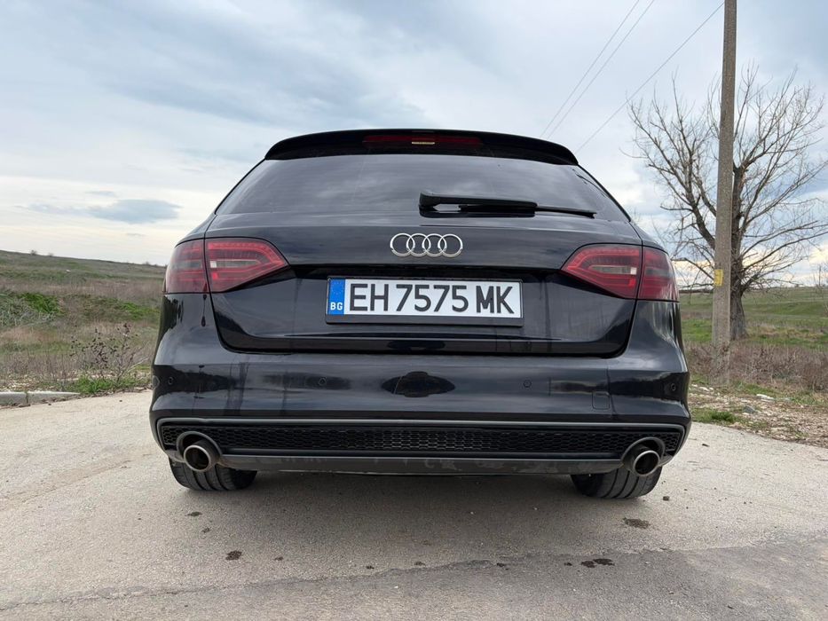 Автомобил АУДИ A4 Avant