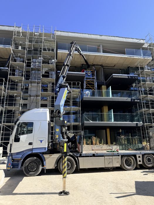 Transport cu macara