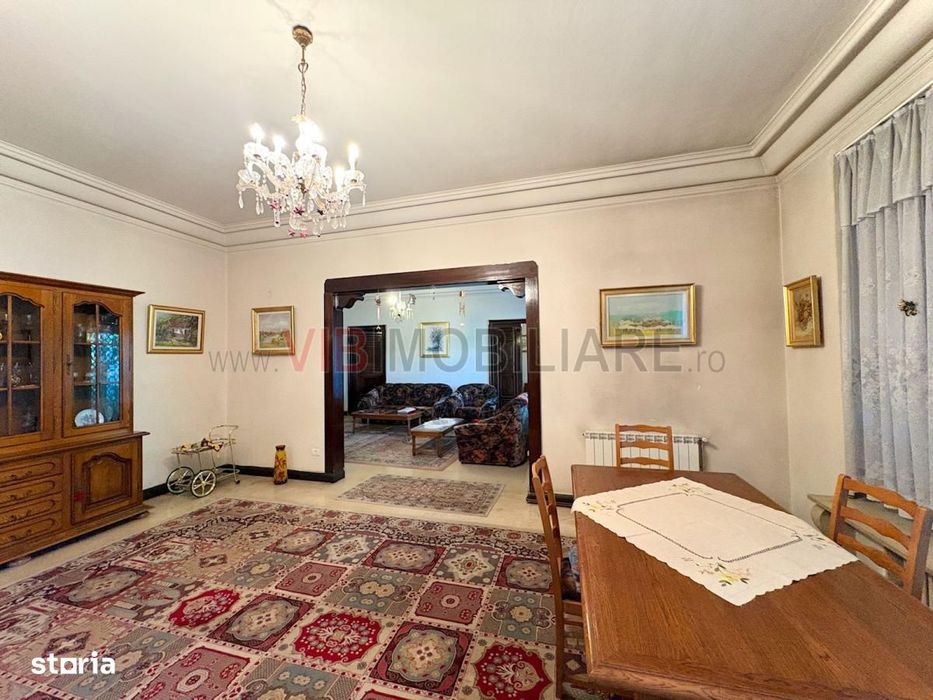 UNIRII-MIRCEA VODA, apartament in vila interbelica, 6 camere, 190 mp