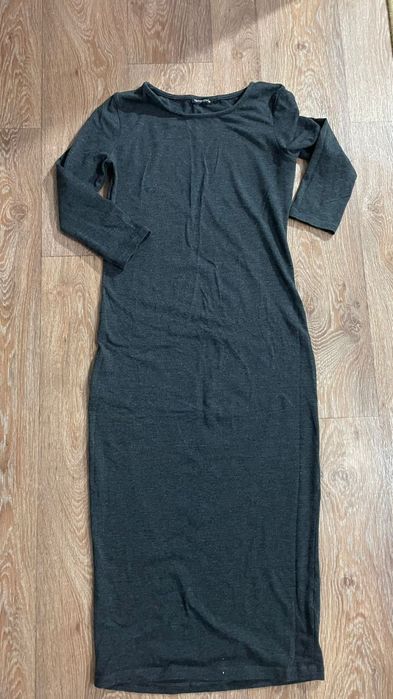 За все вещи 4000тг . Обращайтесь