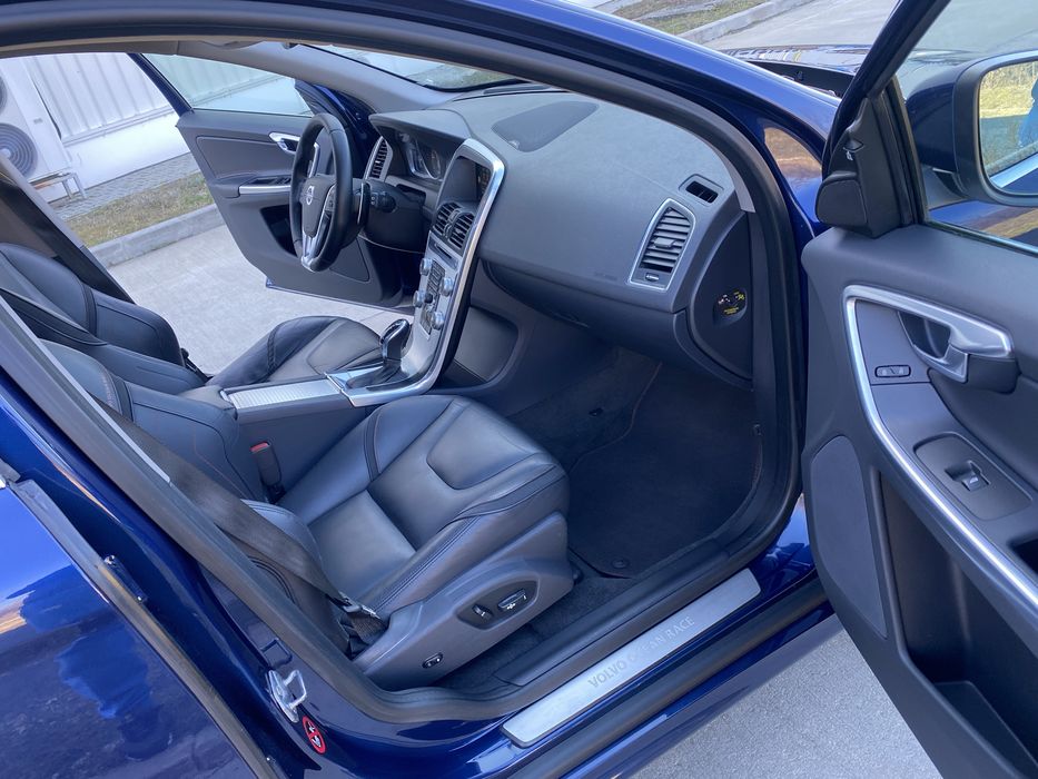 Volvo XC60 2.0d D4 OCEAN RACE Automata Extra full
