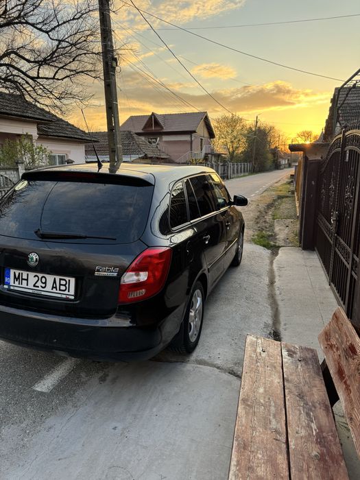 SKODA Fabia 2011 — imagine 10