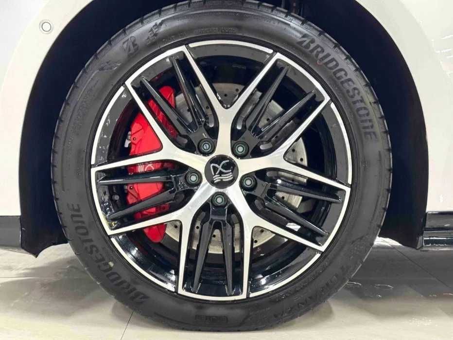 Byd han L 1 ta motor