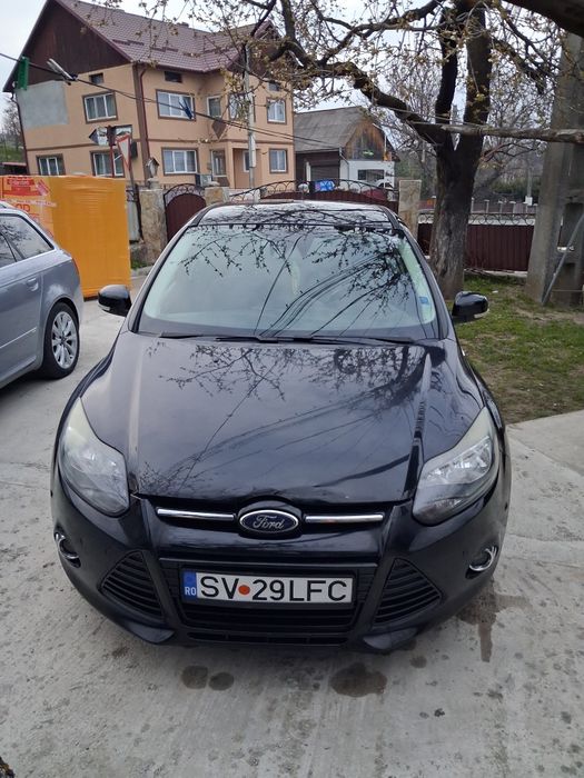 Vând Ford Focus Titanium