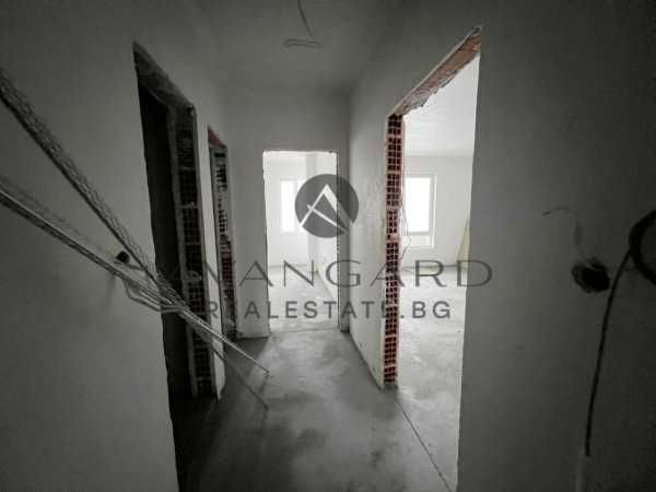 Продава се Двустаен апартамент в Пловдив, Тракия - 61 кв.м за 1335 €/кв.м - Снимка #4