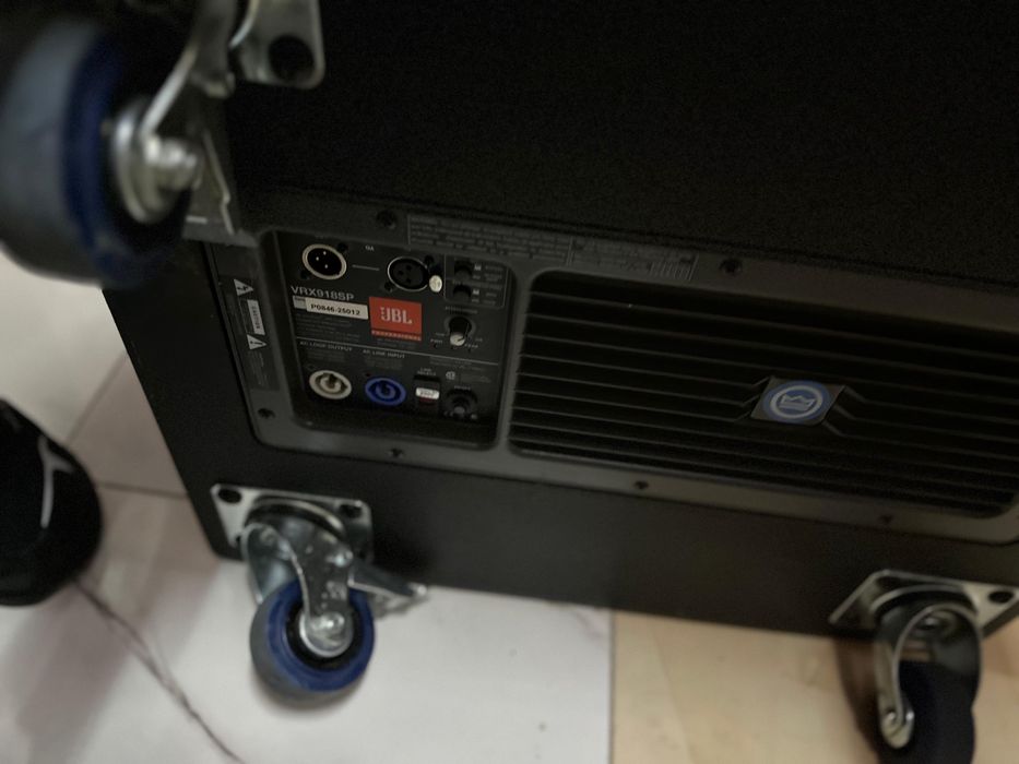 JBL VRX 932 LA - Sistem Activ Linne Array